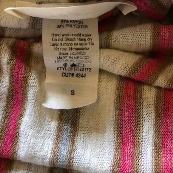 Lavender Fields | Cold Shoulder Long Sleeve Top Size S - Picture 5 of 6